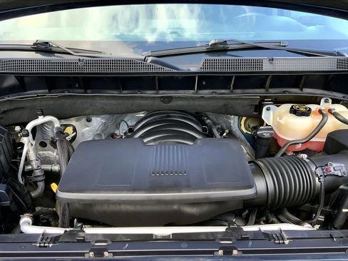Used 2020 Chevrolet Silverado 1500 RST w/ Texas Edition AWD/4WD image 31