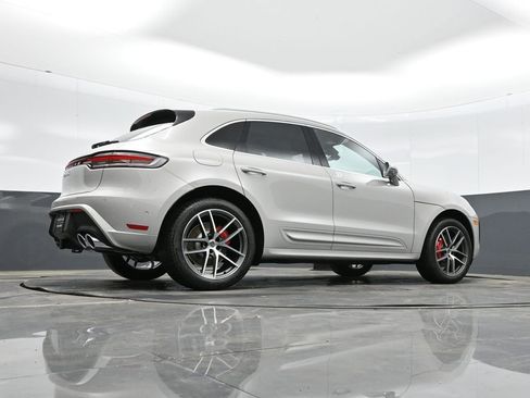 New 2026 Porsche Macan S image 38