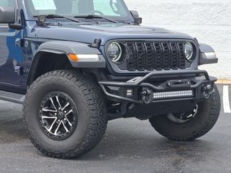 Used 2025 Jeep Wrangler Unlimited Sport AWD/4WD video 2