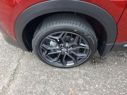 New 2026 Nissan Kicks SR image 5