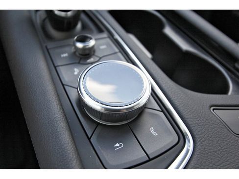 New 2025 Cadillac XT6 Sport w/ Technology Package image 22