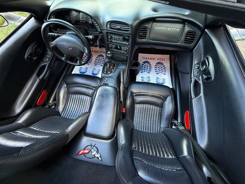 Used 2004 Chevrolet Corvette Coupe w/ Preferred Equipment Group image 62