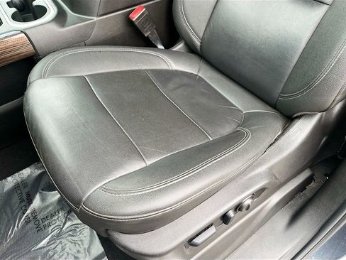 Used 2022 Chevrolet Silverado 1500 RST w/ Convenience Package II image 20