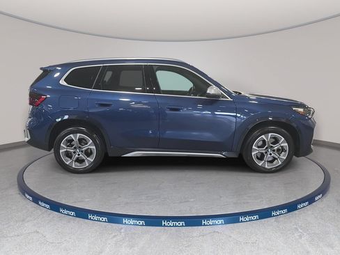 Used 2024 BMW X1 xDrive28i w/ Convenience Package AWD/4WD image 4