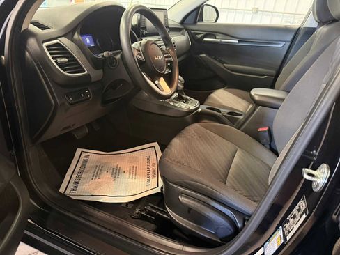 Used 2022 Kia Seltos LX AWD/4WD image 19