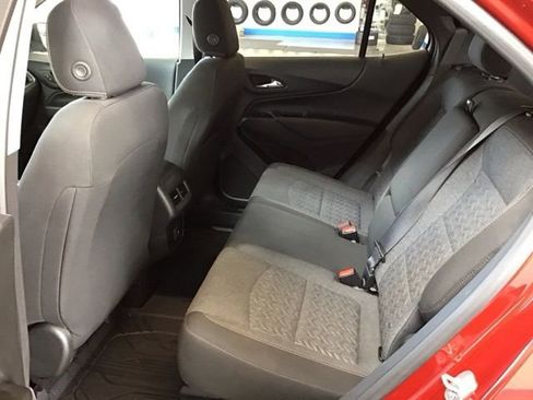 Used 2022 Chevrolet Equinox LT image 34