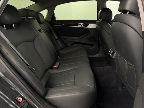 Used 2020 Genesis G80 3.8 image 35