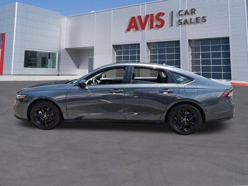 Used 2025 Honda Accord SE image 10