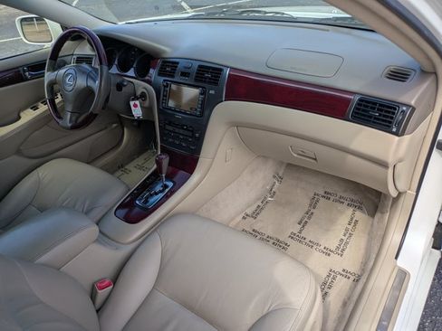 Used 2004 Lexus ES 330 FWD image 20