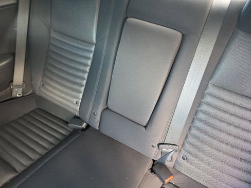 Used 2012 Dodge Challenger SXT image 16