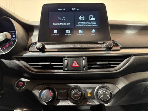 Used 2021 Kia Forte GT-Line image 24