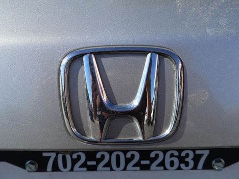 Used 2016 Honda HR-V EX image 9