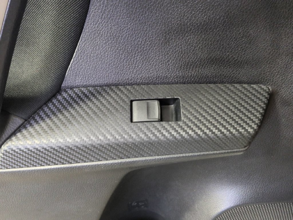 Used 2015 Toyota RAV4 XLE FWD image 20