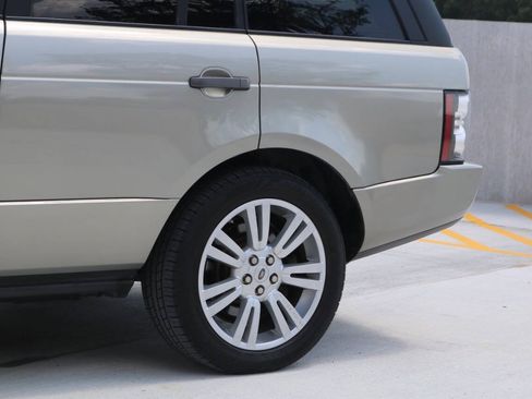 Used 2010 Land Rover Range Rover HSE LUX AWD/4WD image 97