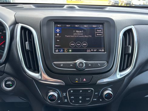 Used 2022 Chevrolet Equinox LT AWD/4WD image 27