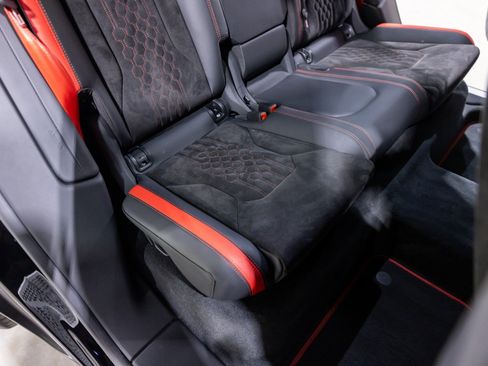 Used 2024 Lamborghini Urus S AWD/4WD image 34