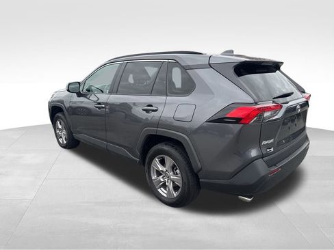 Used 2025 Toyota RAV4 XLE image 30