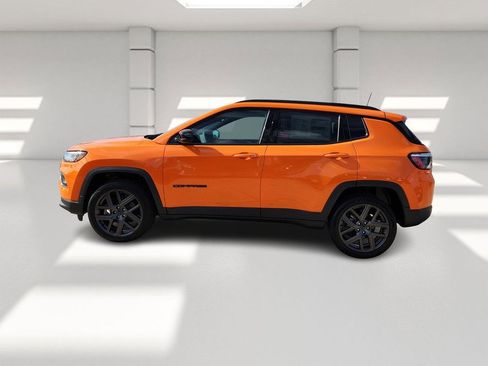 New 2026 Jeep Compass Latitude AWD/4WD image 2