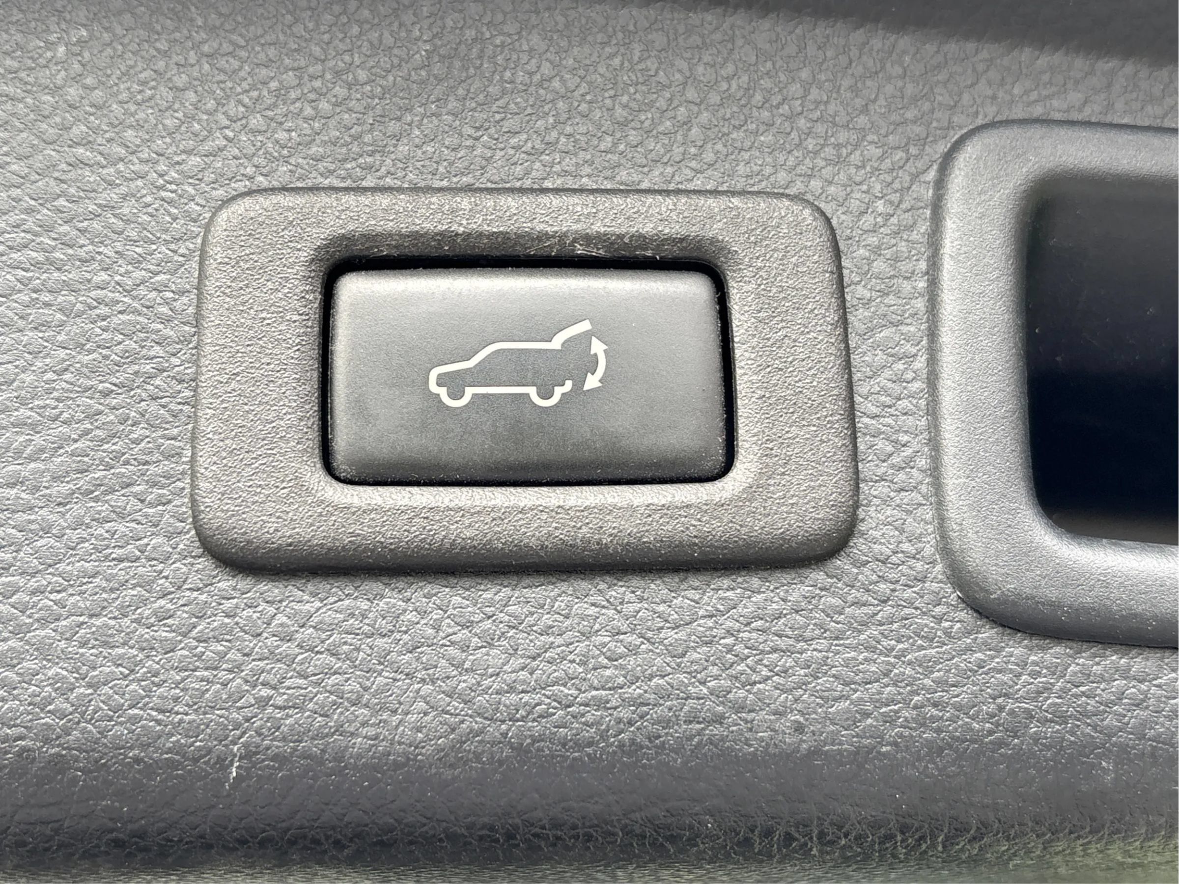 Used 2017 Subaru Forester 2.5i Premium AWD/4WD image 54