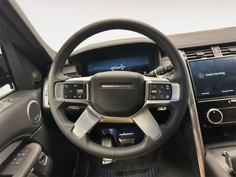 New 2026 Land Rover Discovery Limited Edition image 12