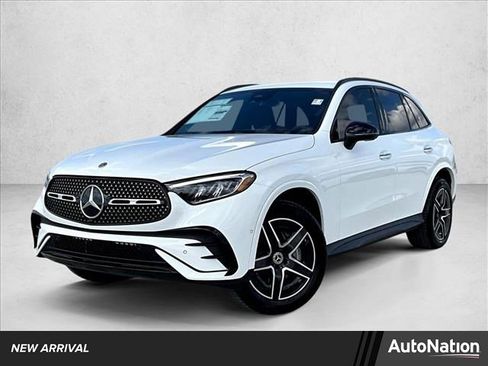 Used 2026 Mercedes-Benz GLC 300 4MATIC image 1