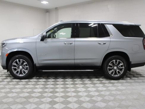 Used 2024 Chevrolet Tahoe LT w/ Luxury Package AWD/4WD image 8