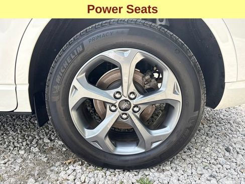 Used 2024 Ford Escape ST-Line w/ Equipment Group 301A FWD image 9