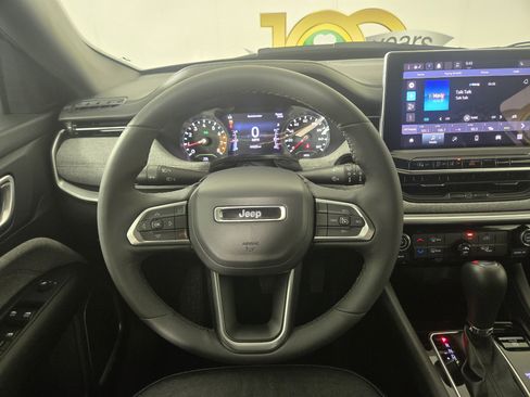 Certified 2023 Jeep Compass Latitude AWD/4WD image 15
