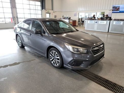 Used 2018 Subaru Legacy 2.5i Premium AWD/4WD image 1