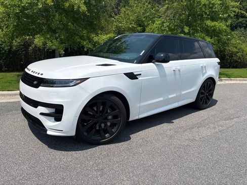 Used 2026 Land Rover Range Rover Sport Dynamic SE AWD/4WD image 13