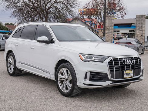 Used 2021 Audi Q7 3.0T Premium Plus image 3