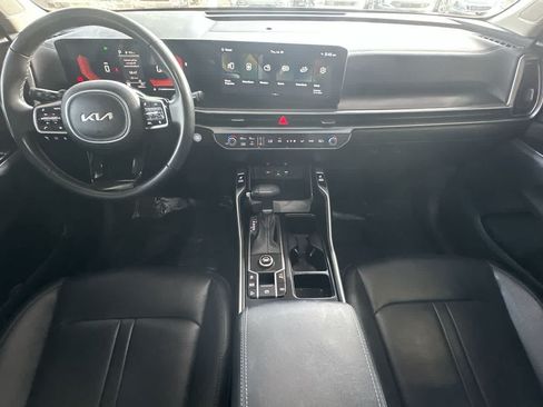 Used 2024 Kia Sorento EX w/ Panoramic Sunroof Package FWD image 24