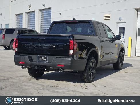 New 2026 Honda Ridgeline Black Edition image 4