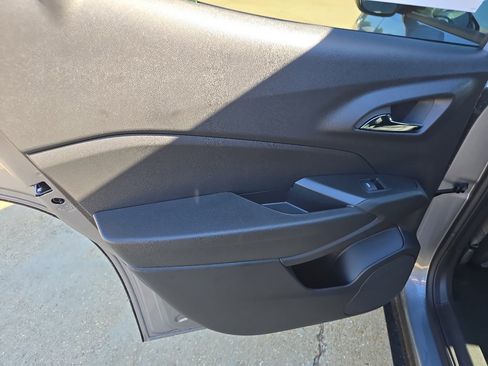 New 2026 Chevrolet Trax RS w/ Driver Confidence Package FWD image 23