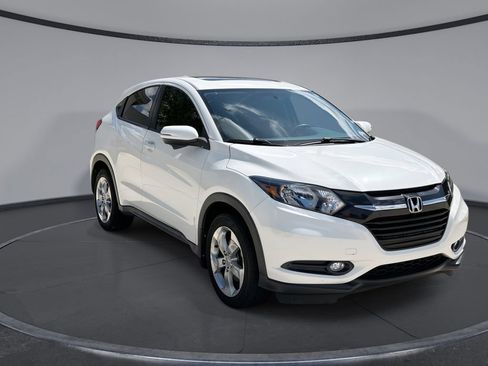Used 2017 Honda HR-V EX image 12