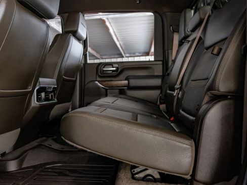 Used 2020 GMC Sierra 3500 Denali w/ Technology Package image 37