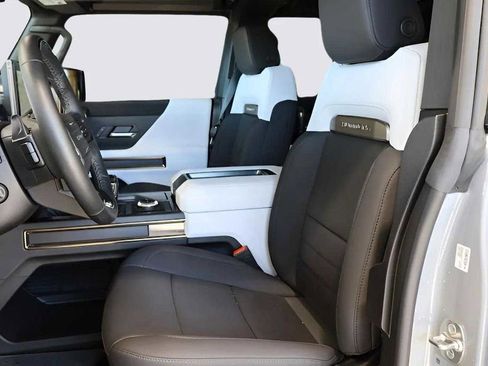 Used 2024 GMC Hummer EV 3X w/ Extreme Off-Road Package image 30