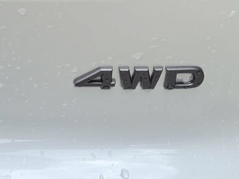 Certified 2026 Nissan Pathfinder SV AWD/4WD image 51