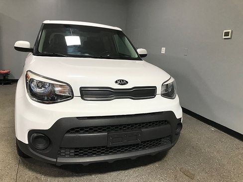Used 2017 Kia Soul FWD image 8