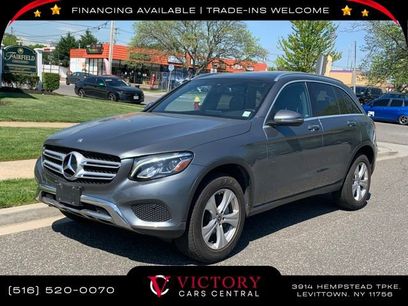 Used 2018 Mercedes-Benz GLC 300 4MATIC w/ Premium Package