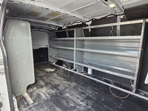 Used 2023 Ford Transit 250 Low Roof w/ Load Area Protection Package RWD image 14
