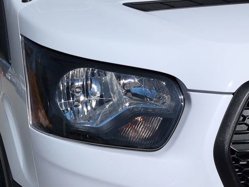 New 2026 Ford Transit 250 148 Medium Roof image 9