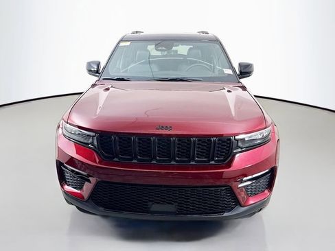 New 2025 Jeep Grand Cherokee Limited AWD/4WD image 2