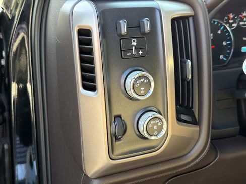 Used 2018 GMC Sierra 1500 Denali AWD/4WD image 27