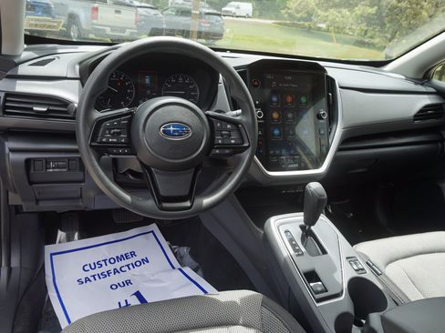 Used 2024 Subaru Crosstrek 2.0i Premium AWD/4WD image 16