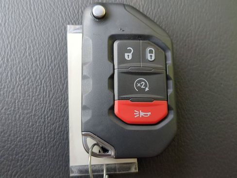 Used 2026 Jeep Gladiator Rubicon AWD/4WD image 22
