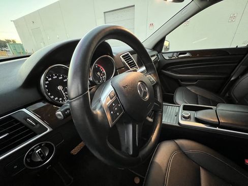 Used 2015 Mercedes-Benz ML 350 2WD w/ Premium 1 Package image 18