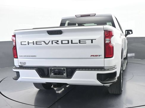 Used 2024 Chevrolet Silverado 1500 RST RWD image 5