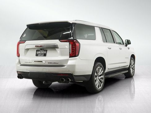 Used 2021 GMC Yukon XL Denali AWD/4WD image 5