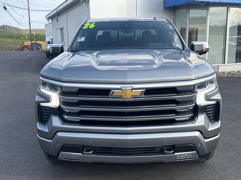 Used 2023 Chevrolet Silverado 1500 High Country w/ High Country Premium Package AWD/4WD image 8
